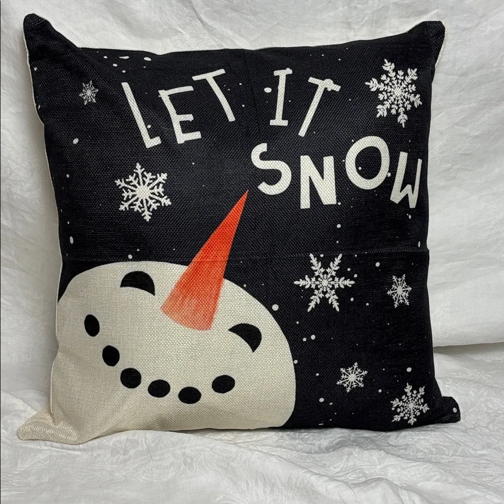 Black/White Decorative Accent Pillows/Set of 4